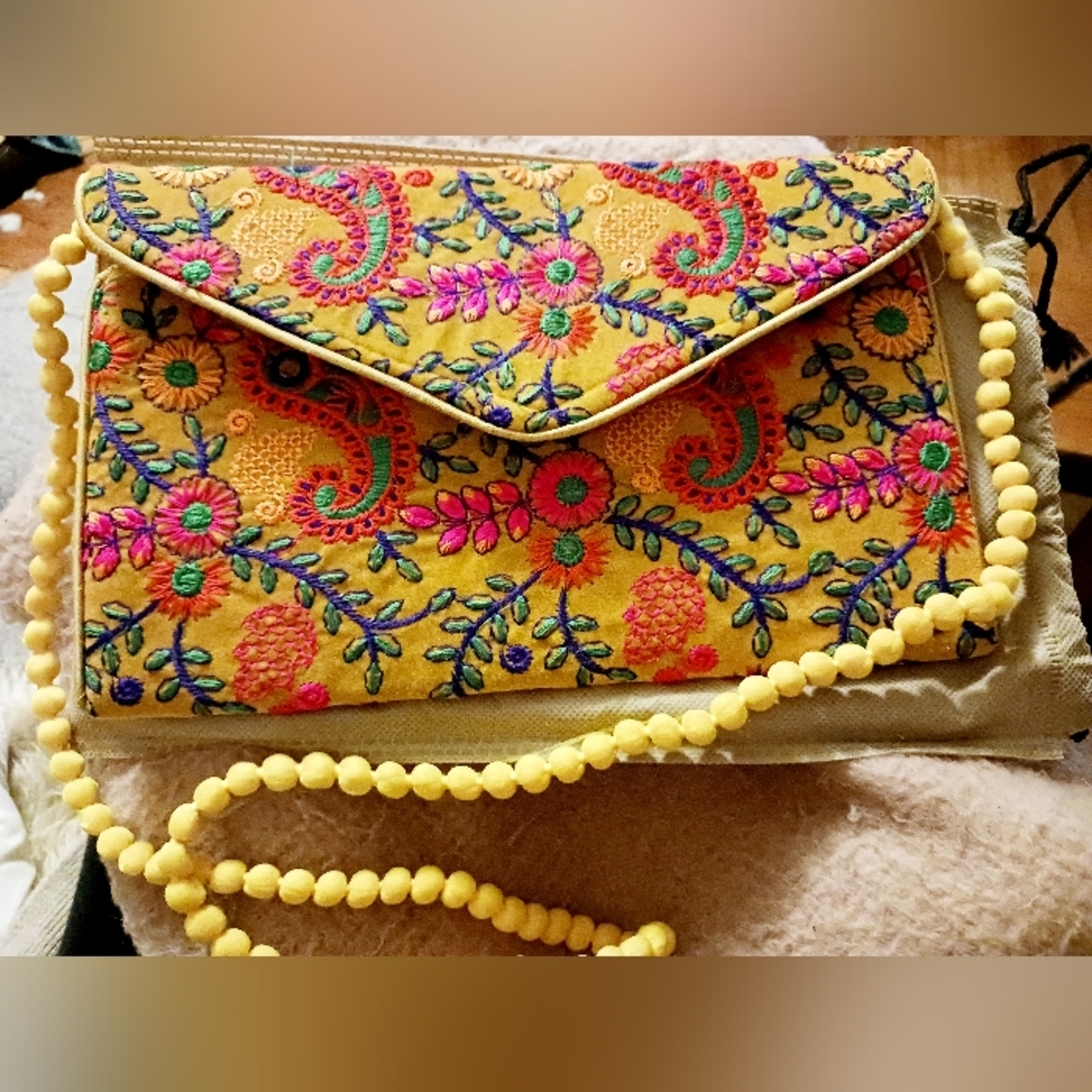 Gorgeous Handmade Embroidered Purse- Multicolored
